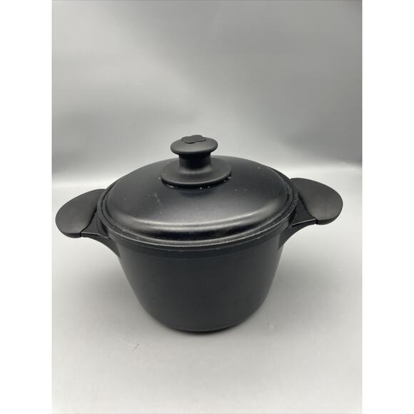 CLUB Aluminum Dutch Oven Jet Black Pot w/Lid Nonstick Handles Gas/Elec/Induction - Picture 1 of 15